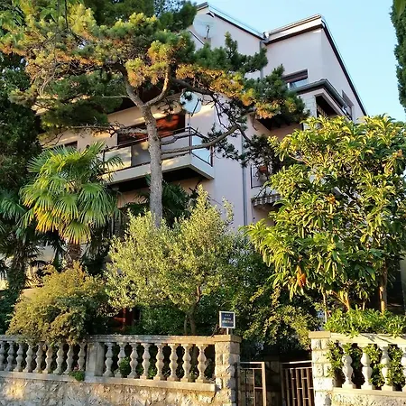 Apartment Zdravka Crikvenica Exterior photo