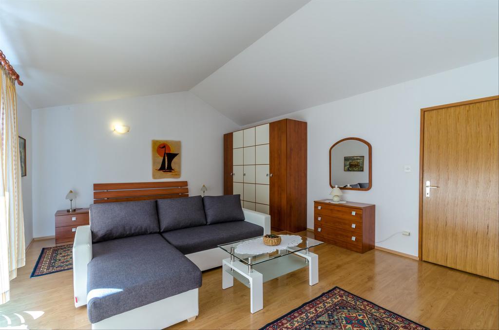 Apartma Zdravka *